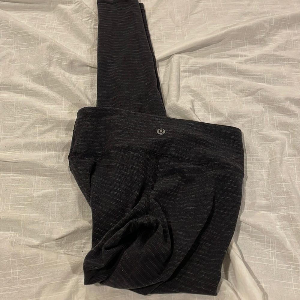 Lulu lemon leggings size 6